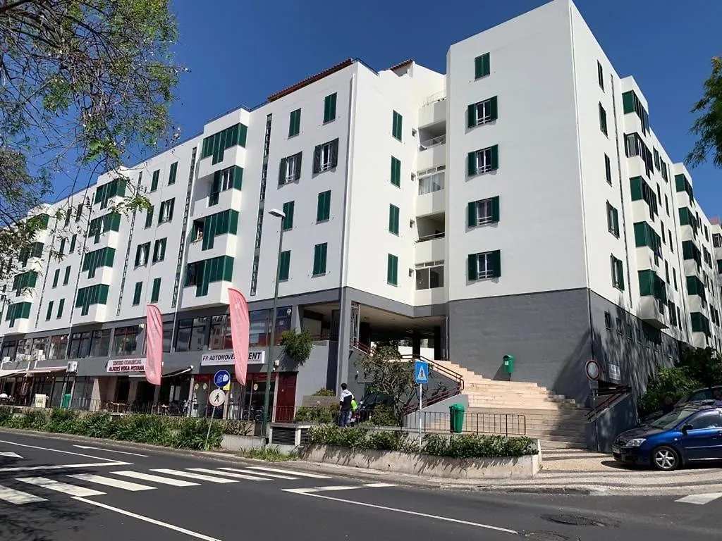 Madeira, 3 Bedroom Apartment With Ocean Views In Funchal 0*, Funchal (Madeira) Portugal