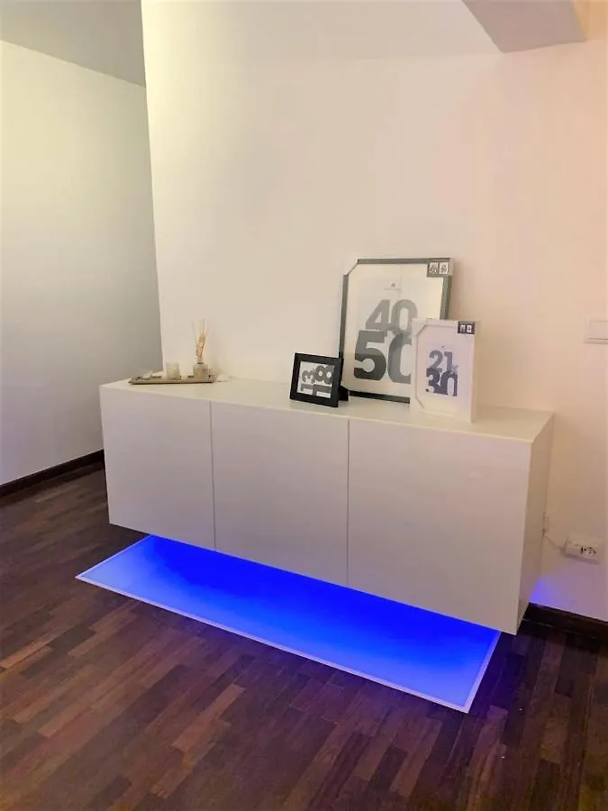 Madeira, 3 Bedroom Apartment With Ocean Views In Funchal Funchal (Madeira)