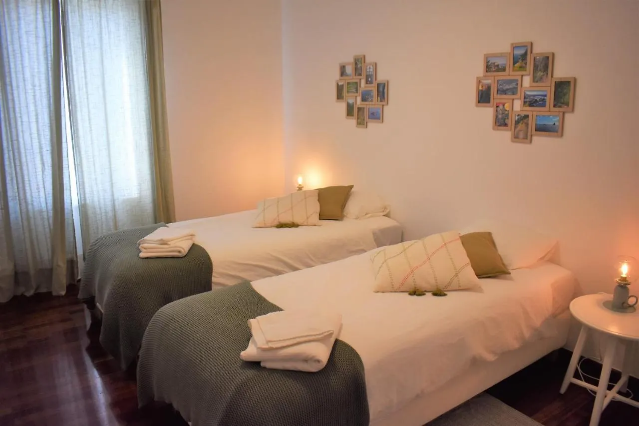 Madeira, 3 Bedroom Apartment With Ocean Views In Funchal Funchal (Madeira)